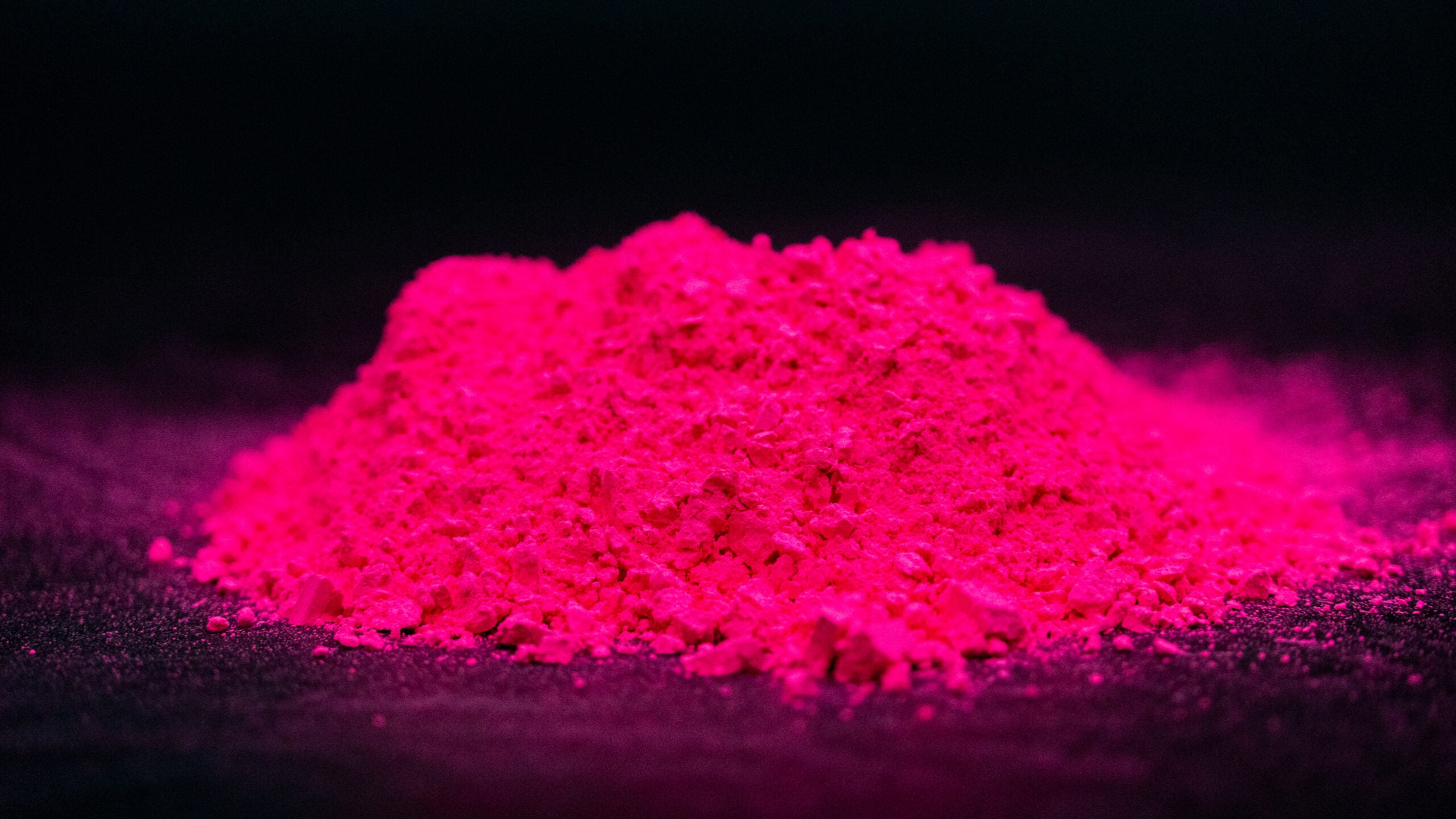 Pigment fluorescencyjny - Różowy XT3